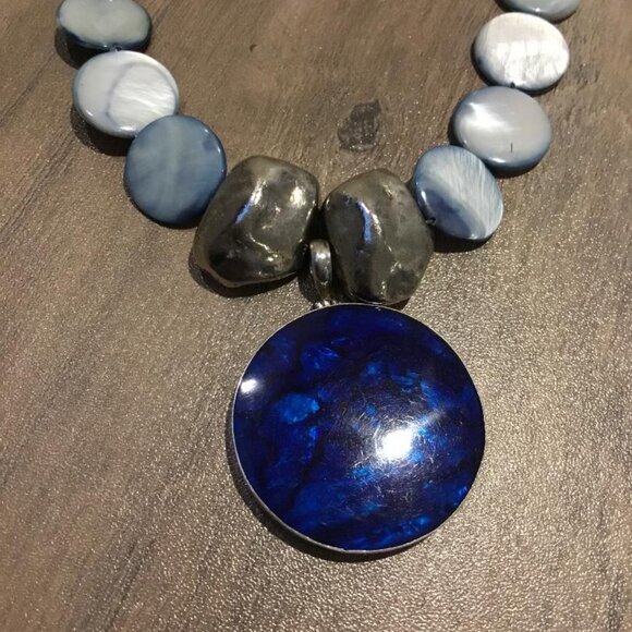 Large Blue Circular Pendant on a Blue and White Chunky Statement Necklace New - Picture 2 of 3